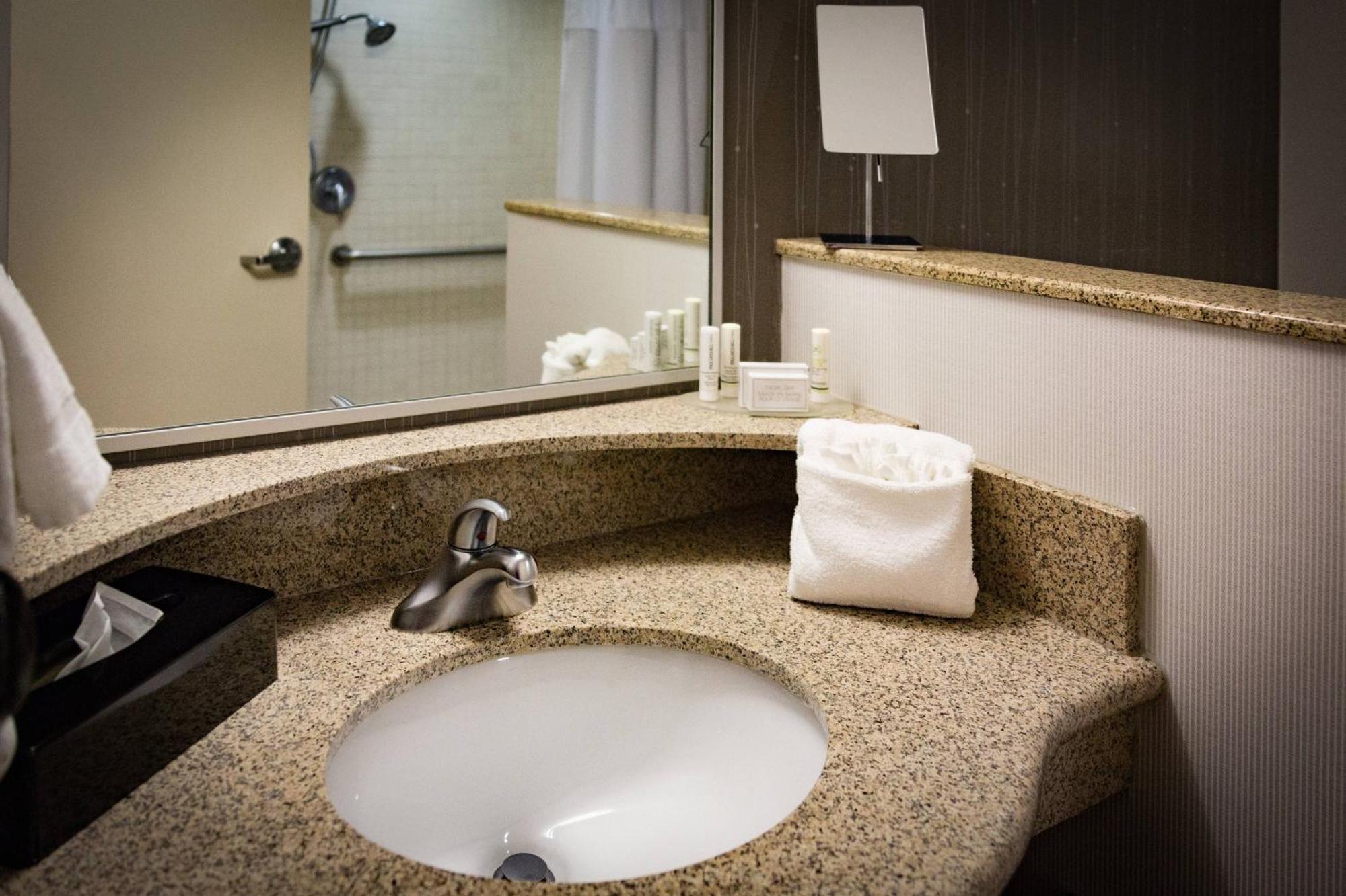 Courtyard By Marriott Norman Exterior foto