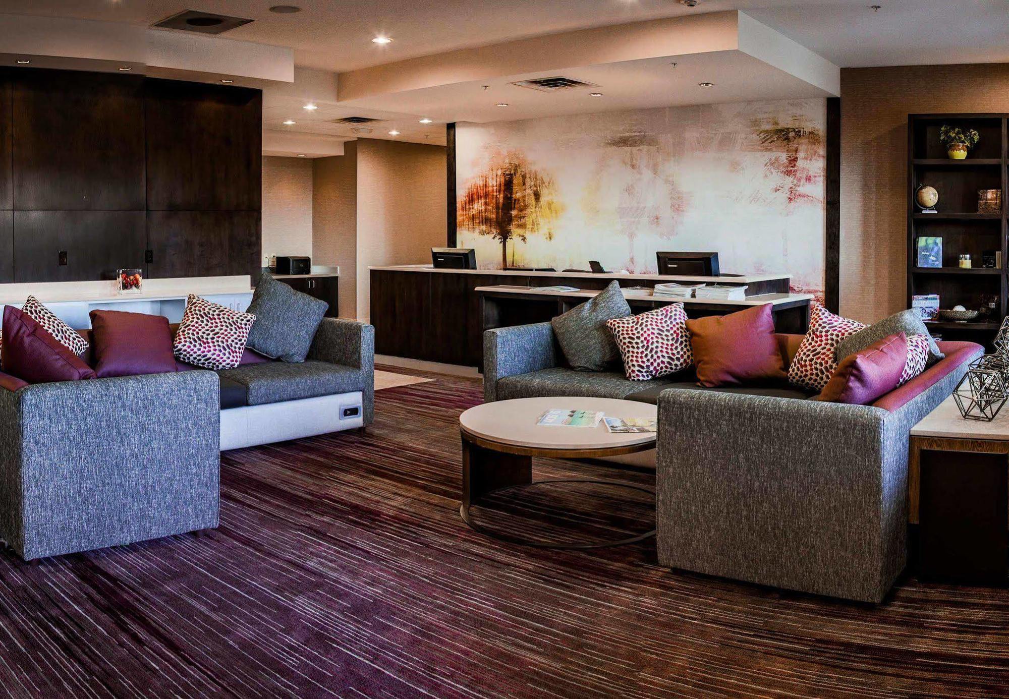 Courtyard By Marriott Norman Exterior foto